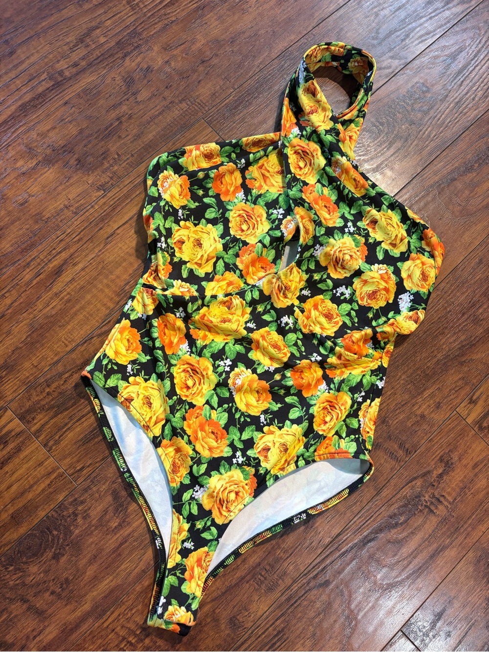NWT Zara women’s size M floral bodysuit